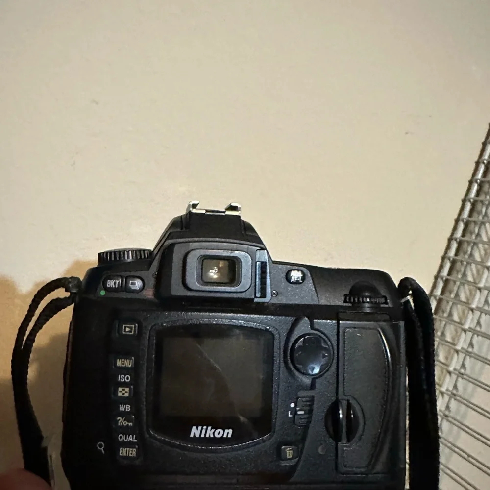 Vintage Nikon D70 DSLR Camera Body & Nikkor-Q Auto 135mm f/3.5 Lens Bundle